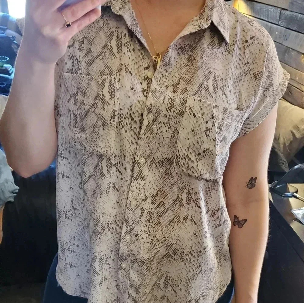 LOFT Large Pink Blush White Snake Print Button Down Collar Shirt